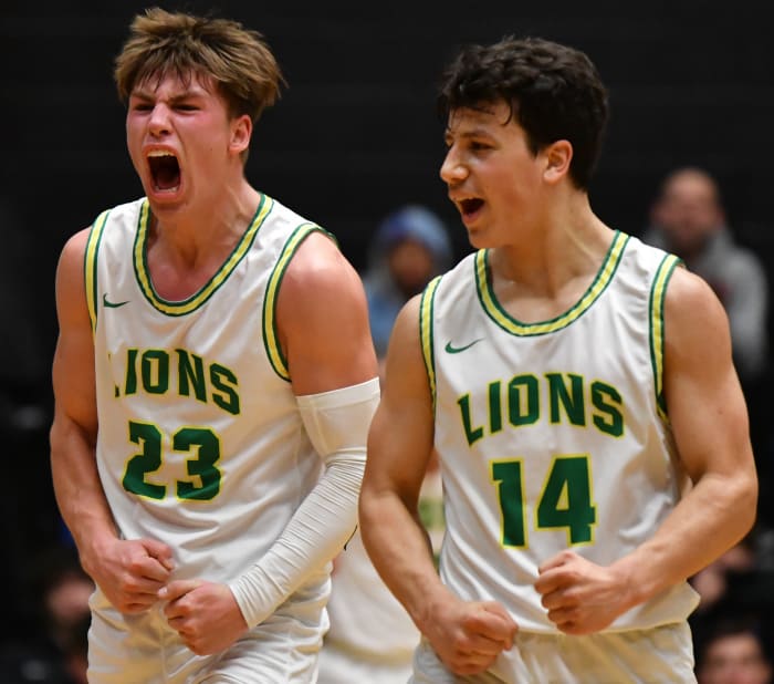 West Linn Central Catholic 6A Oregon boys basketball quarterfinal Taylor Balkom 10